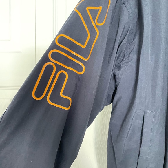 90’s Vintage FILA Jacket - Picture 2 of 5